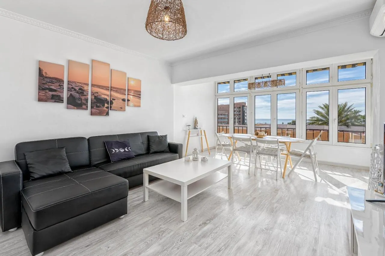 Benalmádena, frente a la playa y Puerto Marina Apartamento